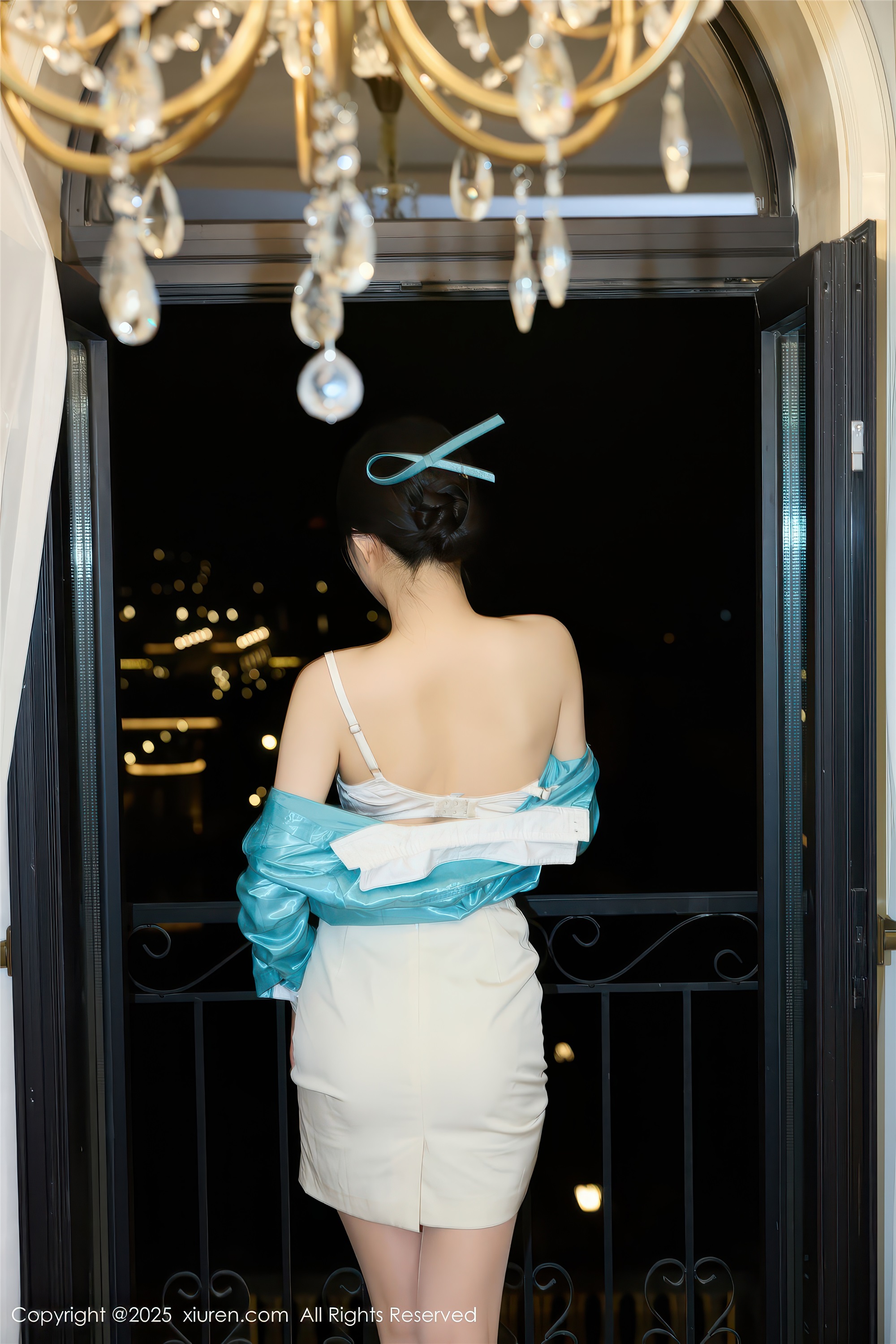 Xiuren秀人网 2025.11.18 NO.10998 方蕾蕾